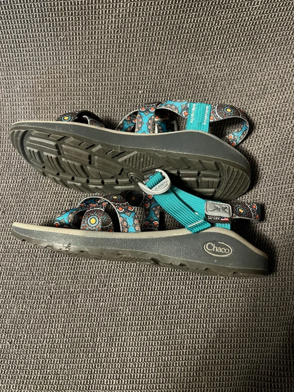 Geometric Teal Chaco Sandals Size 8 Women